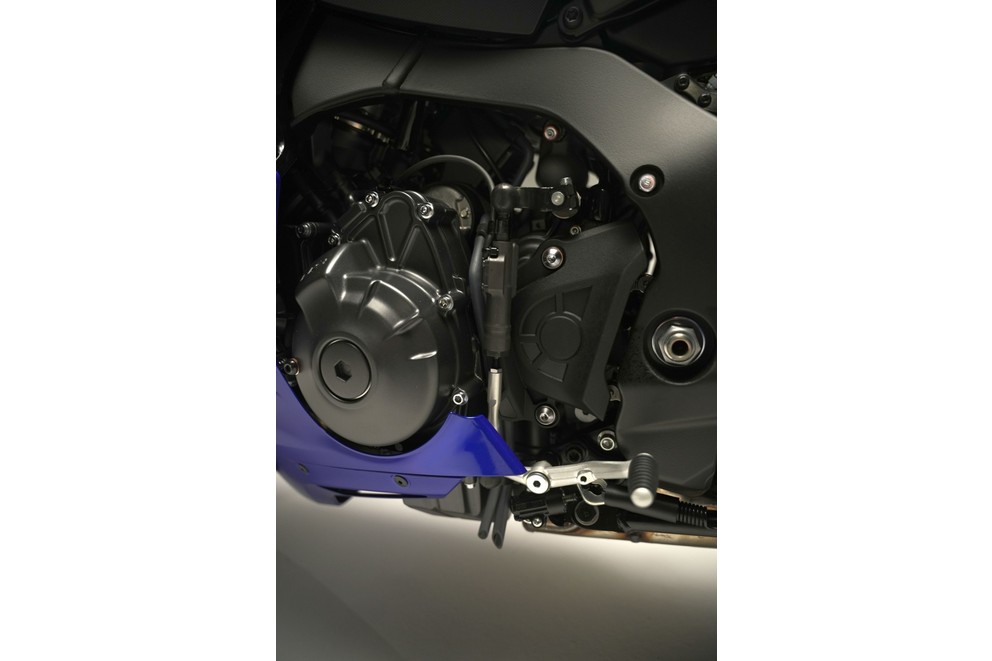 Nueva Yamaha R9 2025 - Imagen 48