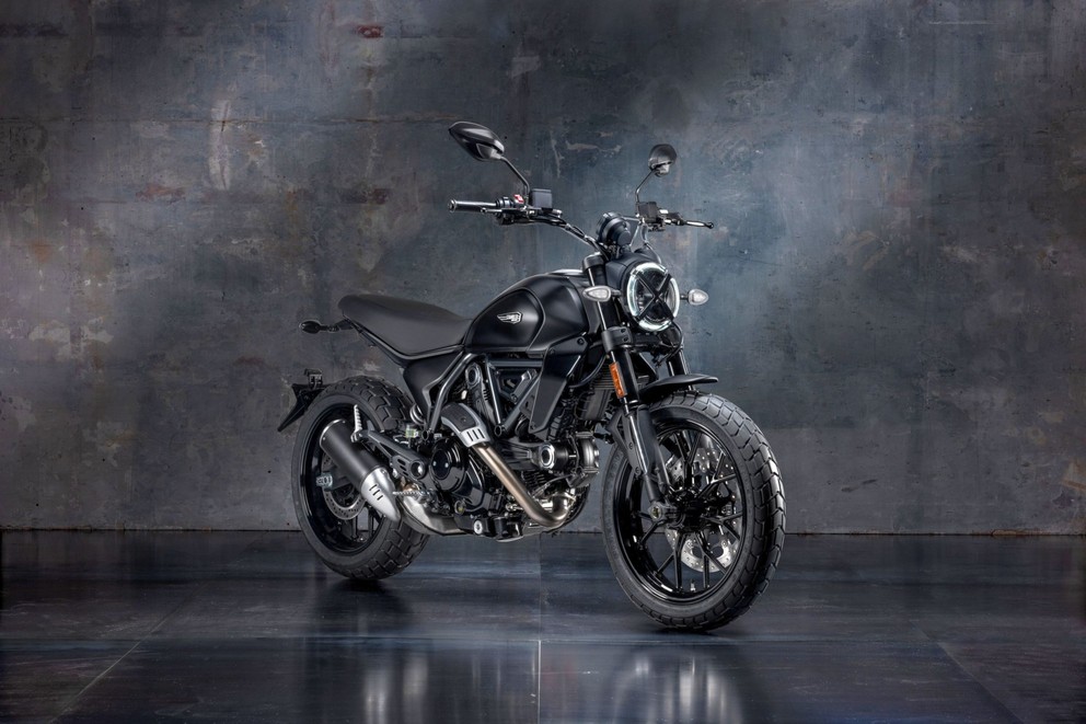 Ducati Scrambler Icon Dark 2025 - Obrázek 1