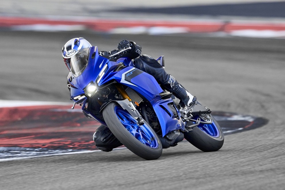 Yeni Yamaha R3 2025 - Resim 5