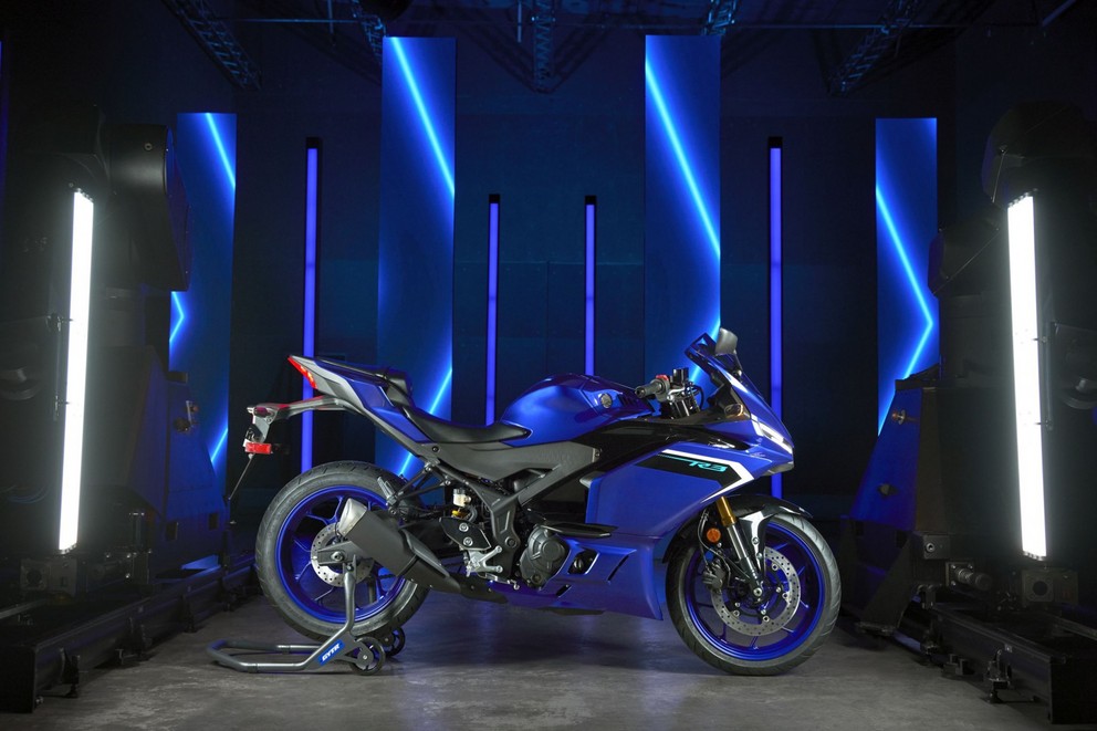 Nova Yamaha R3 2025 - Imagem 6