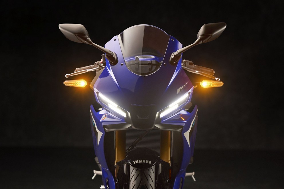 Nova Yamaha R3 2025 - Imagem 11