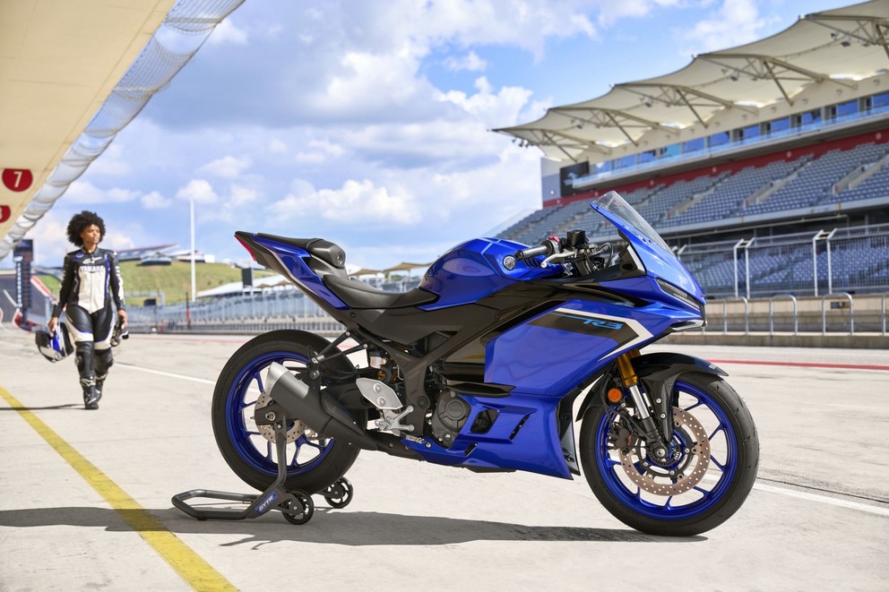 Nueva Yamaha R3 2025 - Imagen 27