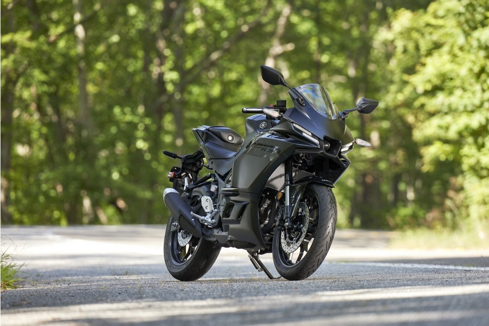 New Yamaha R3 2025 - Image 39