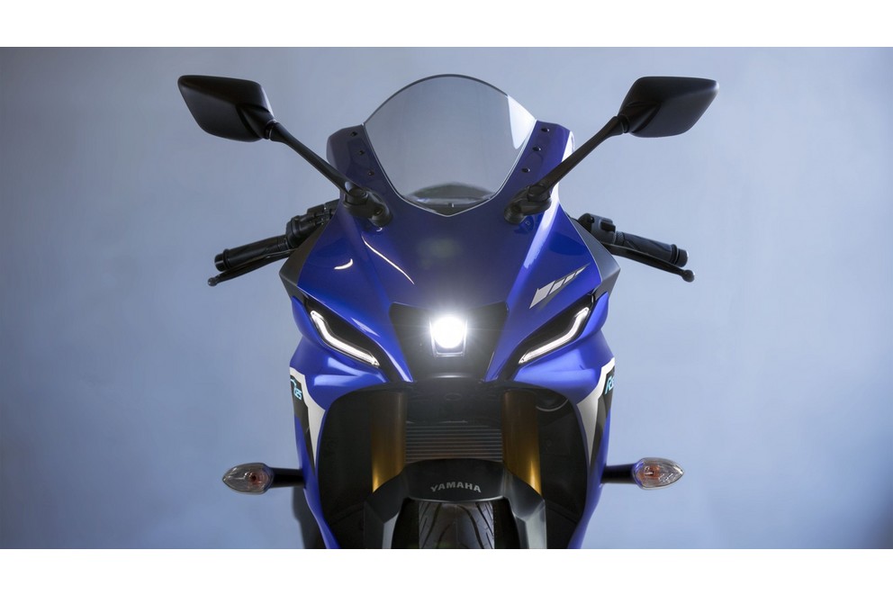 Yamaha R125 em novas cores para 2025 - Imagem 11