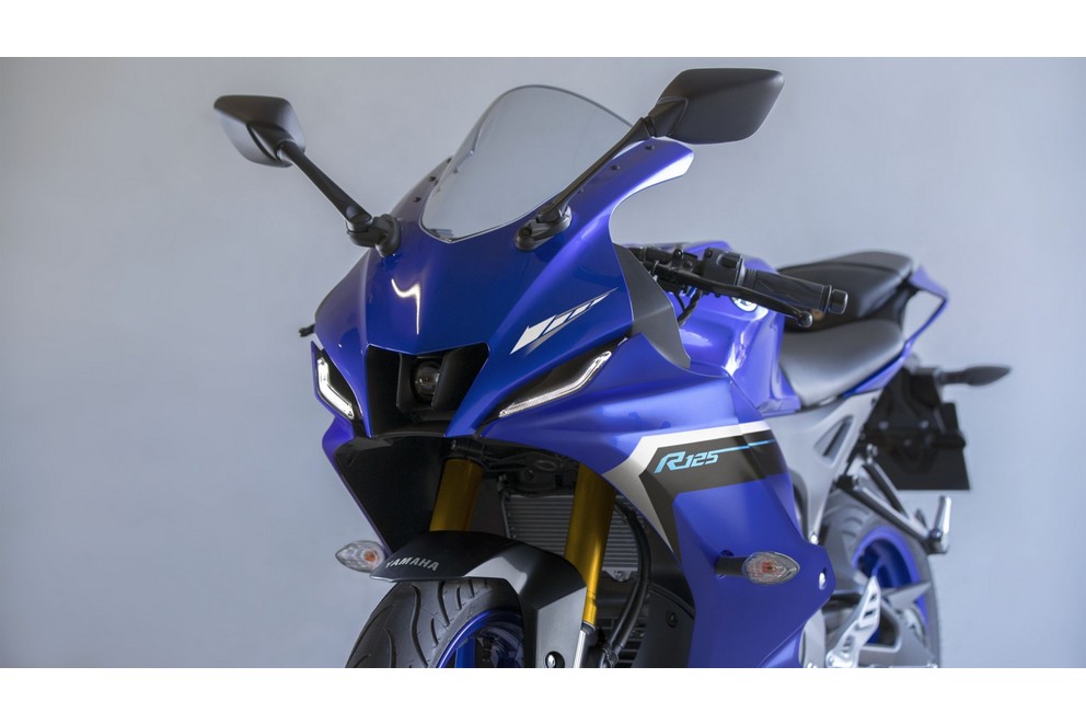 Yamaha R125 em novas cores para 2025 - Imagem 12