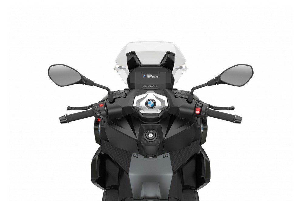 BMW C 400 X 2025 - Slika 26