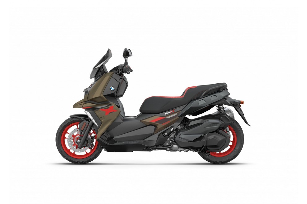 BMW C 400 X 2025 - Slika 29