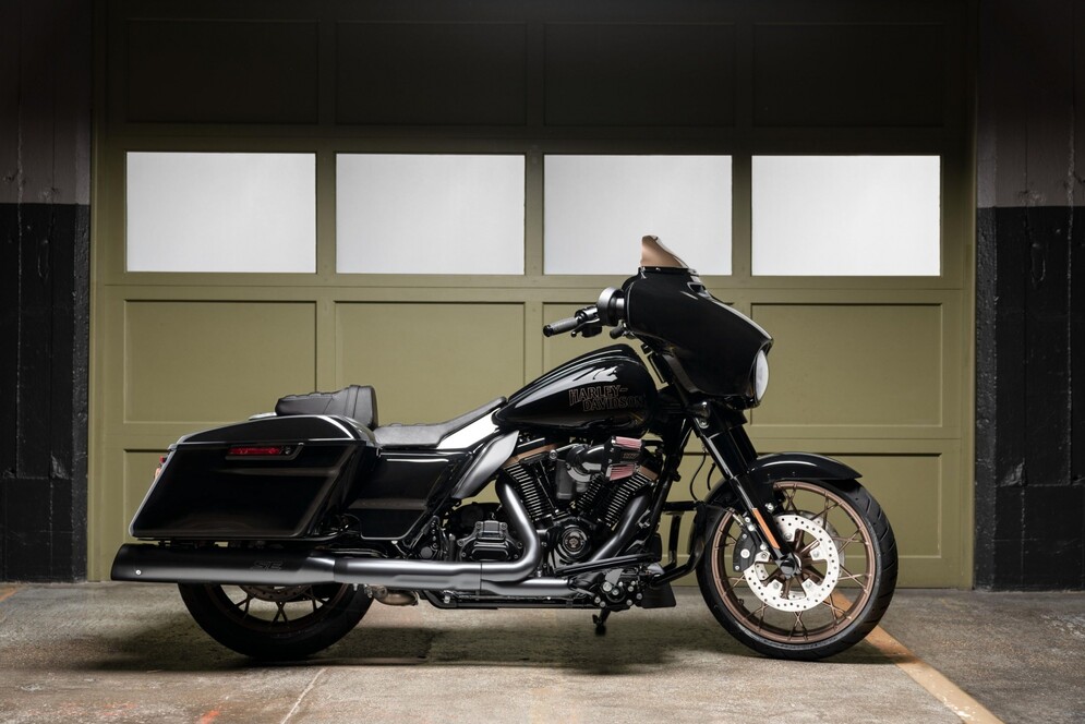 HarleyDavidson Road Glide ST und Street Glide ST 2022