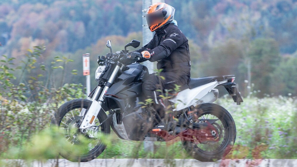 KTM 890 SMC und 890 Enduro Erlkönige 2025