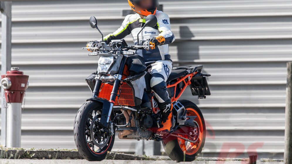 KTM 890 SMC und 890 Enduro Erlkönige 2025