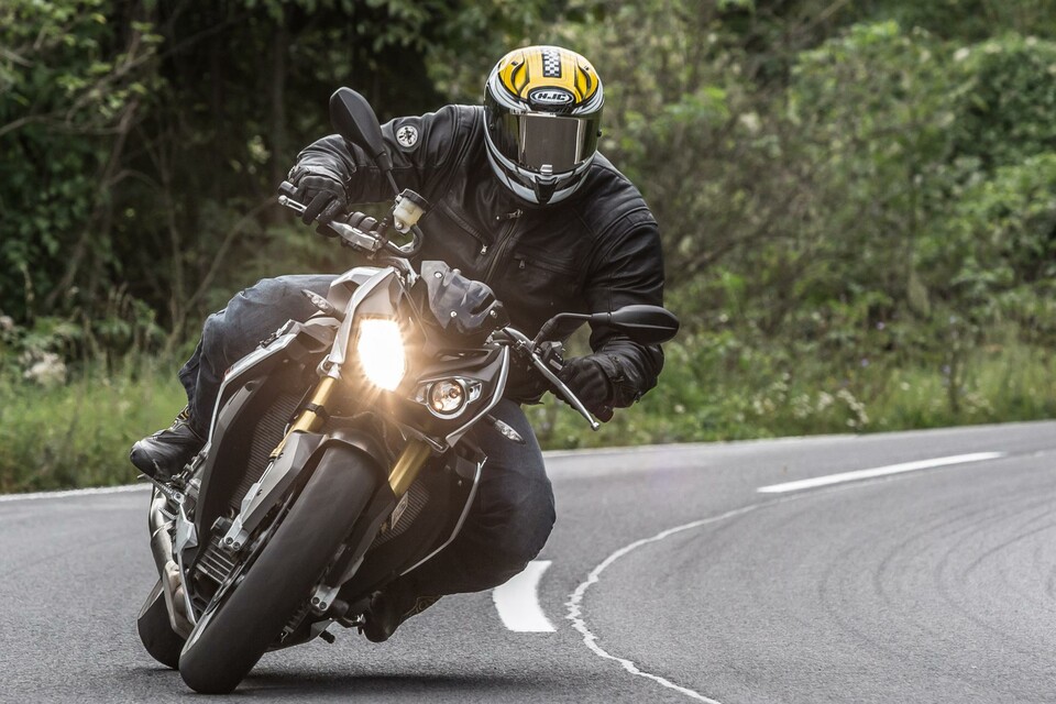 Motorrad-Zusatzscheinwerfer Test & Vergleich » Top 10 im Februar