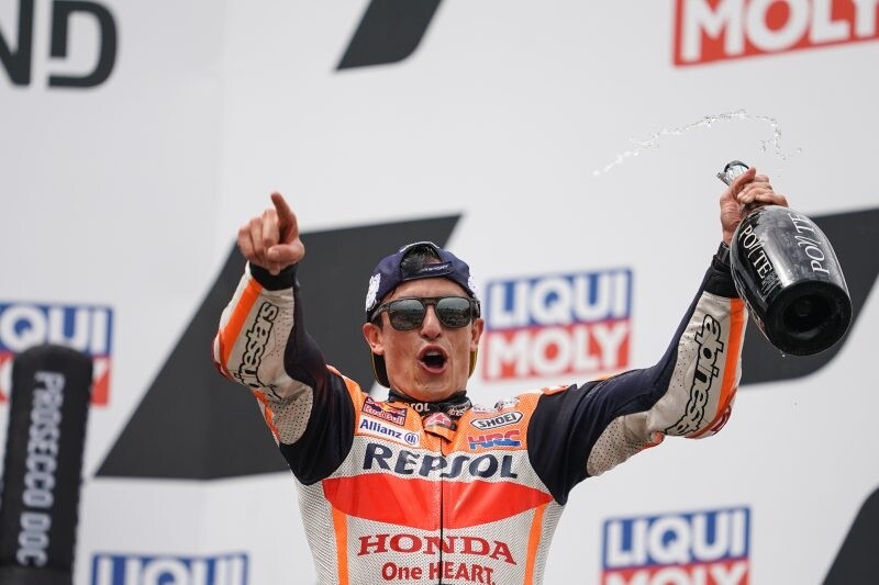 Marc Marquez Siegt Endlich Wieder Motogp Sachsenring 2021